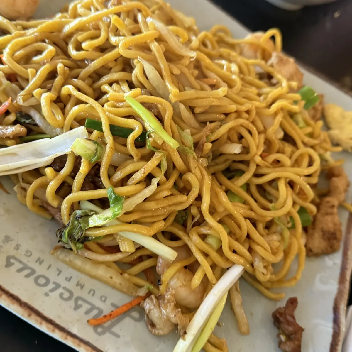 Combination Lo Mein 本楼捞麵